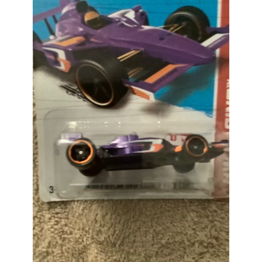 hot wheels 2011 indycar Oval Course Race Car